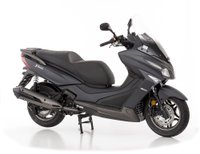 USED 2022 KYMCO XTOWN 125 EURO 5 AVAILABLE IN BLACK OR SILVER