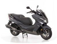 USED 2022 KYMCO XTOWN 125 EURO 5 AVAILABLE IN BLACK OR SILVER
