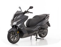 USED 2022 KYMCO XTOWN 125 EURO 5 AVAILABLE IN BLACK OR SILVER