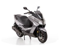USED 2022 KYMCO XTOWN 125 EURO 5 AVAILABLE IN BLACK OR SILVER