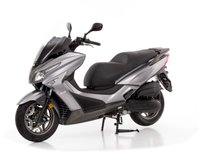 USED 2022 KYMCO XTOWN 125 EURO 5 AVAILABLE IN BLACK OR SILVER