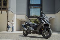 USED 2022 KYMCO AK550 EURO 5 AVAILABLE IN BLACK OR BLUE