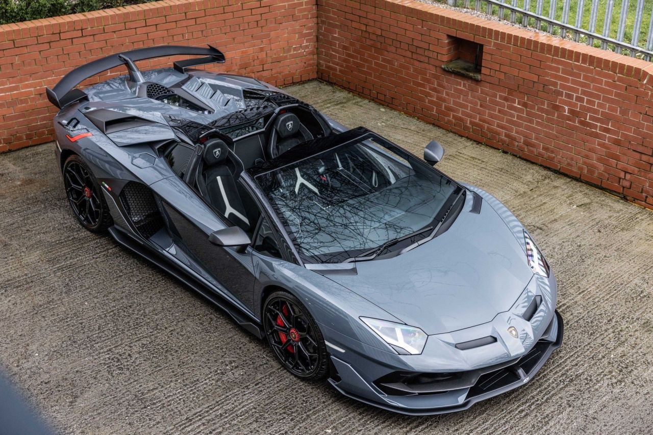 2020 70 LAMBORGHINI AVENTADOR 6.5 V12 LP 770-4 SVJ Roadster