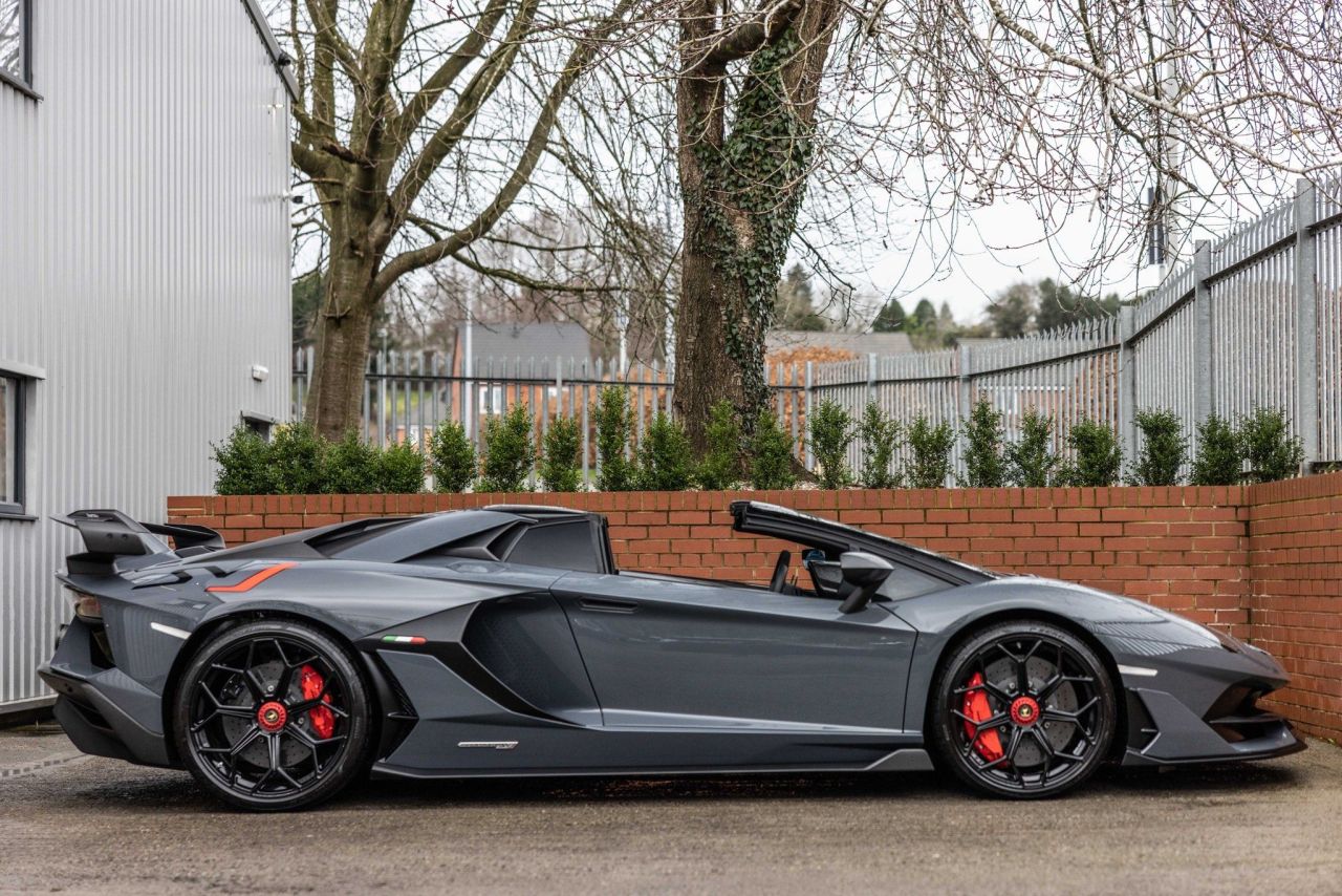 2020 70 LAMBORGHINI AVENTADOR 6.5 V12 LP 770-4 SVJ Roadster