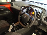 USED 2021 21 PEUGEOT 108 1.0 ALLURE 5d 72 BHP Reversing Camera