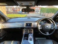 USED 2015 15 JAGUAR XF 2.2 D R-SPORT BLACK 4d 200 BHP CAMERA | MERIDIAN SOUND | MINT