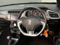 USED 2016 65 DS DS 3 1.2 PURETECH PRESTIGE S/S 3d 129 BHP &pound;20 TAX, SAT NAV, REV CAMERA