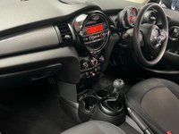 USED 2017 17 MINI HATCH COOPER 1.5 COOPER D 5d 114 BHP FREE TAX, 6 SPEED, GREAT MPG  ONE OWNER FULL BMW HISTORY