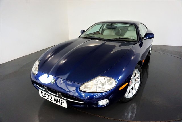 2002 02 Jaguar Xk8 4.0 V8 COUPE 2d AUTO 290 BHP -3 OWNER CAR FROM NEW-SUPERB EXAMPLE-PACIFIC BLUE METALLIC-IVORY LEATHER-WALNUT DASH-CLIMATE CONTROL-LAST OWNER FOR 13 YEARS