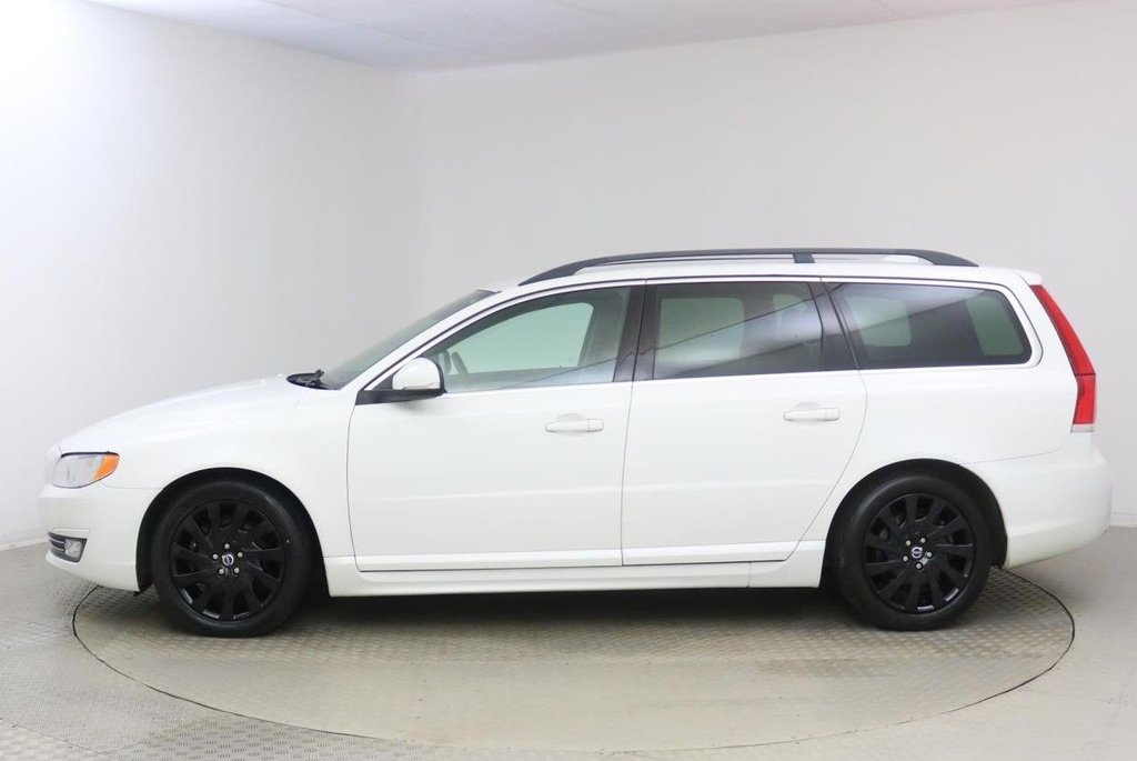 USED 2014 14 VOLVO V70 2.0 D4 SE NAV 5d 178 BHP 