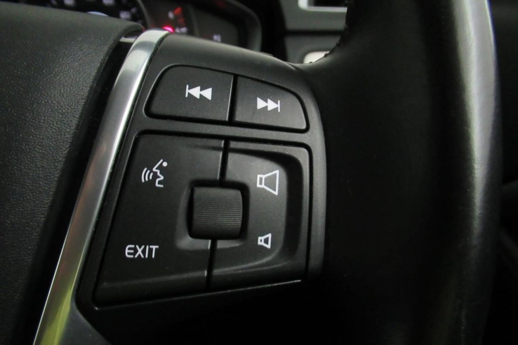 USED 2014 14 VOLVO V70 2.0 D4 SE NAV 5d 178 BHP 