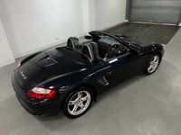 USED 2005 55 PORSCHE BOXSTER 3.2 24V S 2d 280 BHP * CLIMATE * PARKING SENSORS *  LEATHER TRIM * 18 INCH ALLOYS *