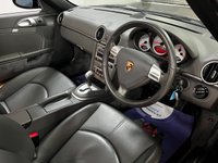 USED 2005 55 PORSCHE BOXSTER 3.2 24V S 2d 280 BHP * CLIMATE * PARKING SENSORS *  LEATHER TRIM * 18 INCH ALLOYS *