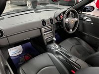 USED 2005 55 PORSCHE BOXSTER 3.2 24V S 2d 280 BHP * CLIMATE * PARKING SENSORS *  LEATHER TRIM * 18 INCH ALLOYS *