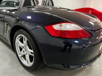 USED 2005 55 PORSCHE BOXSTER 3.2 24V S 2d 280 BHP * CLIMATE * PARKING SENSORS *  LEATHER TRIM * 18 INCH ALLOYS *