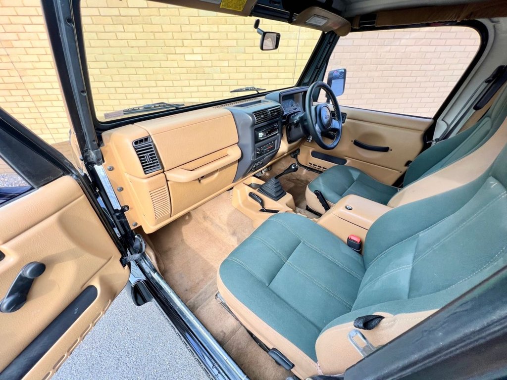 USED 1997 P JEEP WRANGLER TJ // 4.0 SAHARA // 3d // 174 BHP // Convertible // px swap 