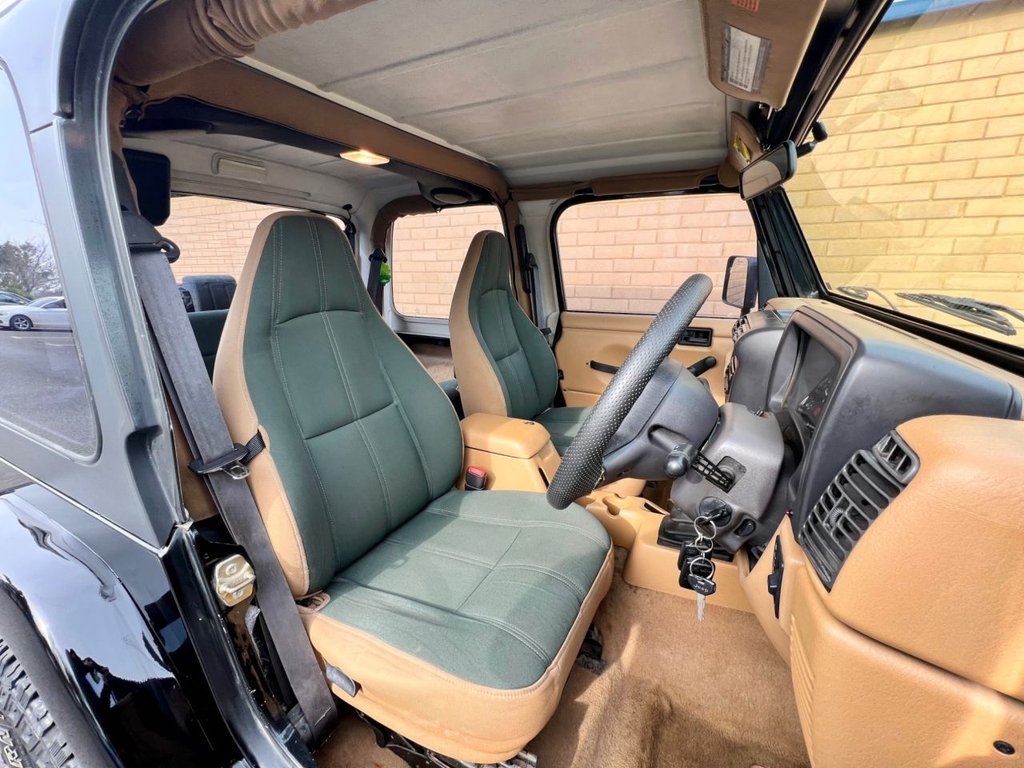 USED 1997 P JEEP WRANGLER TJ // 4.0 SAHARA // 3d // 174 BHP // Convertible // px swap 