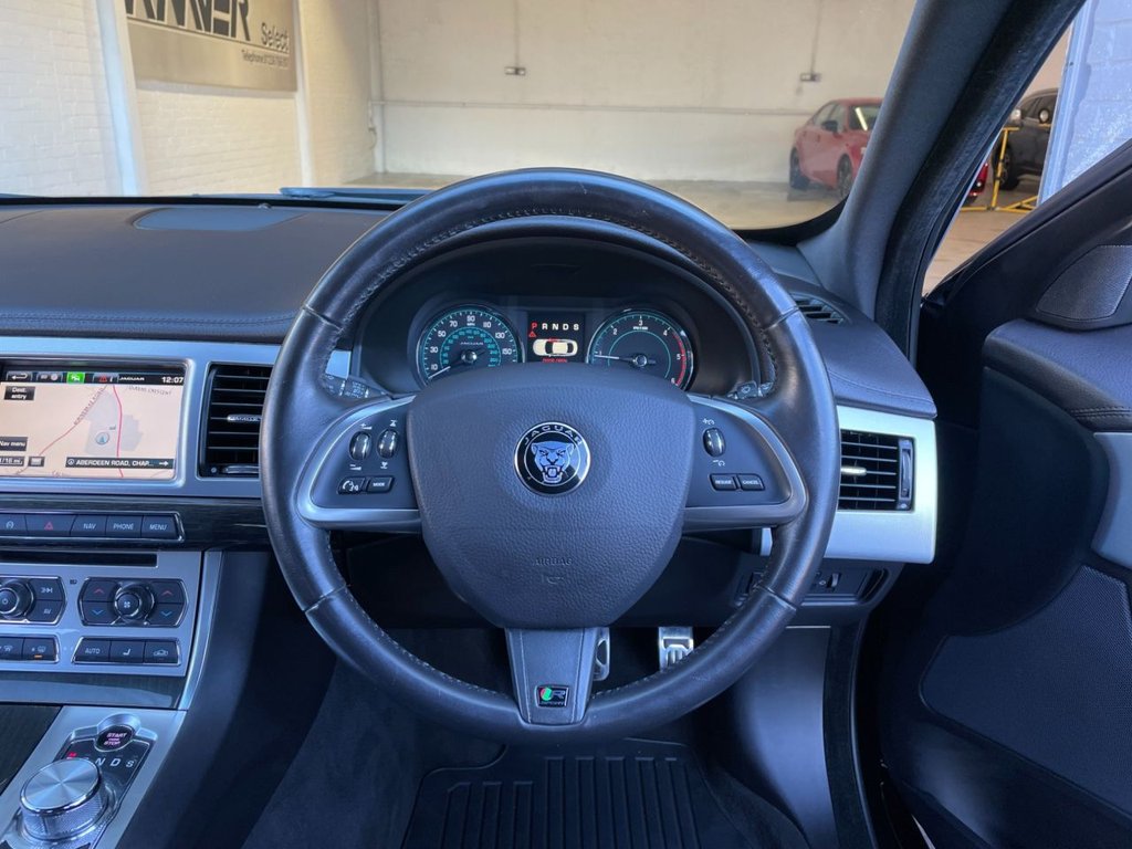 USED 2015 65 JAGUAR XF 2.2 D R-SPORT 4d 200 BHP 