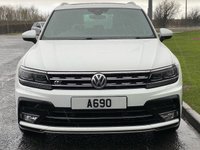 USED 2017 17 VOLKSWAGEN TIGUAN 2.0 R LINE TDI BMT 4MOTION DSG 5d 148 BHP Glass Panoramic Roof 20" Alloy