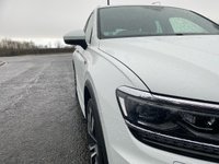 USED 2017 17 VOLKSWAGEN TIGUAN 2.0 R LINE TDI BMT 4MOTION DSG 5d 148 BHP Glass Panoramic Roof 20" Alloy