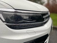 USED 2017 17 VOLKSWAGEN TIGUAN 2.0 R LINE TDI BMT 4MOTION DSG 5d 148 BHP Glass Panoramic Roof 20" Alloy
