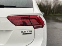 USED 2017 17 VOLKSWAGEN TIGUAN 2.0 R LINE TDI BMT 4MOTION DSG 5d 148 BHP Glass Panoramic Roof 20" Alloy