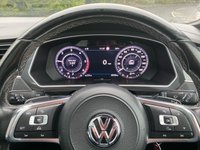 USED 2017 17 VOLKSWAGEN TIGUAN 2.0 R LINE TDI BMT 4MOTION DSG 5d 148 BHP Glass Panoramic Roof 20" Alloy