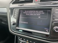 USED 2017 17 VOLKSWAGEN TIGUAN 2.0 R LINE TDI BMT 4MOTION DSG 5d 148 BHP Glass Panoramic Roof 20" Alloy