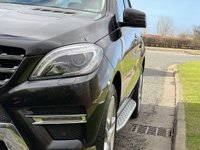 USED 2015 65 MERCEDES-BENZ M-CLASS 2.1 ML250 BLUETEC AMG LINE PREMIUM PLUS 5d 201 BHP FAB SPEC Electric Glass Sunroof Comand NAV
