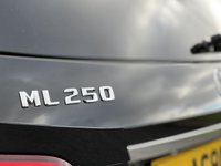 USED 2015 65 MERCEDES-BENZ M-CLASS 2.1 ML250 BLUETEC AMG LINE PREMIUM PLUS 5d 201 BHP FAB SPEC Electric Glass Sunroof Comand NAV