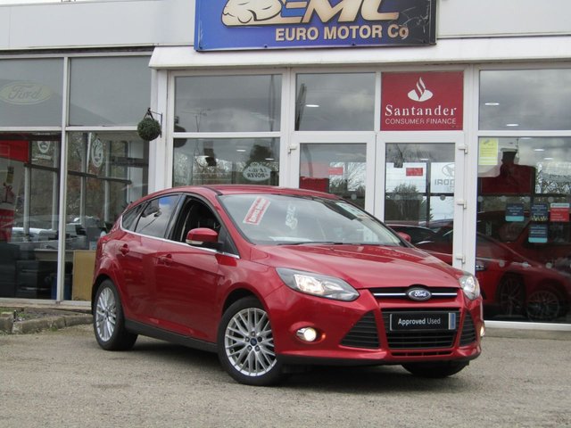 2011 61 Ford Focus 1.6 ZETEC 5d 104 BHP