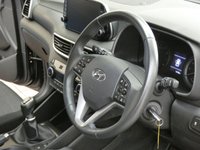 USED 2018 68 HYUNDAI TUCSON 1.6 GDI SE NAV 5d 130 BHP SAT NAV PARKING SENSORS CRUISE