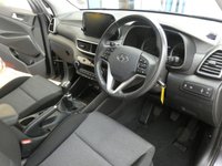 USED 2018 68 HYUNDAI TUCSON 1.6 GDI SE NAV 5d 130 BHP SAT NAV PARKING SENSORS CRUISE