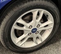 USED 2014 14 FORD FIESTA 1.0 ZETEC 5d 99 BHP ST BLUE