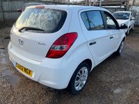 USED 2012 12 HYUNDAI I20 1.2 CLASSIC 5d 77 BHP &pound;30 Road Tax + Air Con & AUX