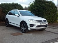USED 2015 15 VOLKSWAGEN TOUAREG 3.0 V6 R-LINE TDI BLUEMOTION TECHNOLOGY 5d 259 BHP 2 Owners-Heated Steering Wheel