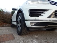 USED 2015 15 VOLKSWAGEN TOUAREG 3.0 V6 R-LINE TDI BLUEMOTION TECHNOLOGY 5d 259 BHP 2 Owners-Heated Steering Wheel