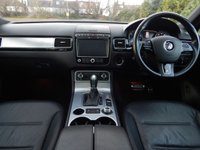 USED 2015 15 VOLKSWAGEN TOUAREG 3.0 V6 R-LINE TDI BLUEMOTION TECHNOLOGY 5d 259 BHP 2 Owners-Heated Steering Wheel