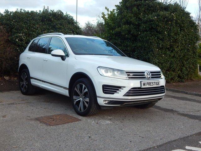 2015 15 Volkswagen Touareg 3.0 V6 R-LINE TDI BLUEMOTION TECHNOLOGY 5d 259 BHP