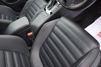 USED 2017 17 VOLKSWAGEN CC 2.0 GT BLACK EDITION TDI DSG BMT 4d 148 BHP 29,000 MILES! FULL SERVICE HISTORY! SAT NAV! SUNROOF!
