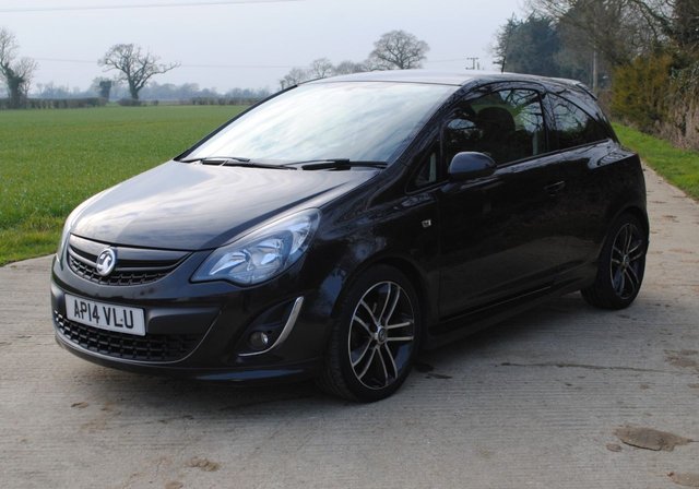 2014 14 Vauxhall Corsa 1.4 BLACK EDITION 3d 118 BHP