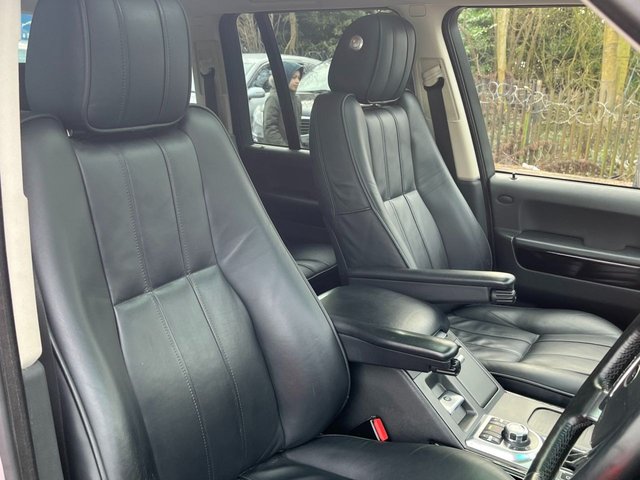2010 Land Rover RANGE ROVER - Photo 9