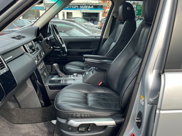 2010 Land Rover RANGE ROVER - Photo 11