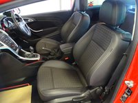 USED 2013 13 VAUXHALL ASTRA GTC 1.4 SRI S/S 3d 118 BHP STUNNING LOW MILEAGE EXAMPLE