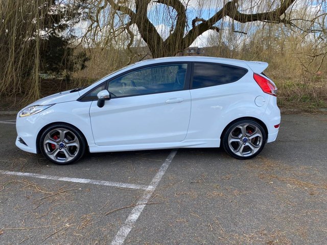 View our FORD FIESTA