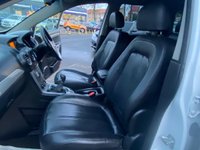 USED 2012 12 VAUXHALL ANTARA 2.2 SE CDTI S/S 5d 161 BHP ONLY 2 FORMER KEEPERS FROM NEW AND COMES WITH SERVICE HISTORY+READY TO DRIVE AWAY TODAY+4 WHEEL DRIVE+PRIVACY GLASS+FINANCE AND EXTENDED WARRANTY AVAILABLE ON THIS USED VEHICLE!!!!