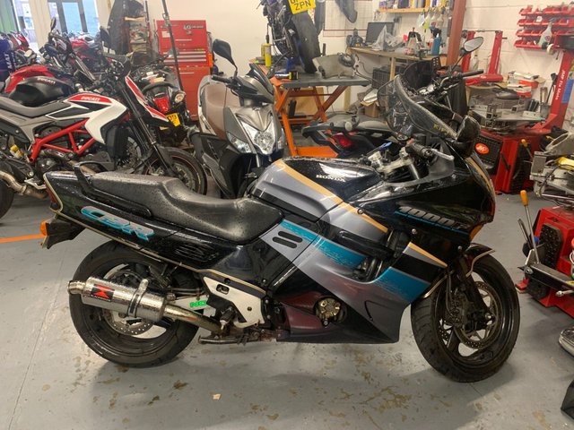 1993 L Honda Cbr1000f S-F 