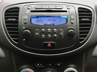 USED 2013 63 HYUNDAI I10 1.2 ACTIVE 5d AUTO 85 BHP ONLY 27,000 MILES//2 OWNER//X7 SERVICE HISTORY STAMPS 1.2 ACTIVE 5d AUTO 85 BHP ONLY 27,000 MILES//2 OWNER//X7 SERVICE HISTORY STAMPS//ULEZ COMPLIANT