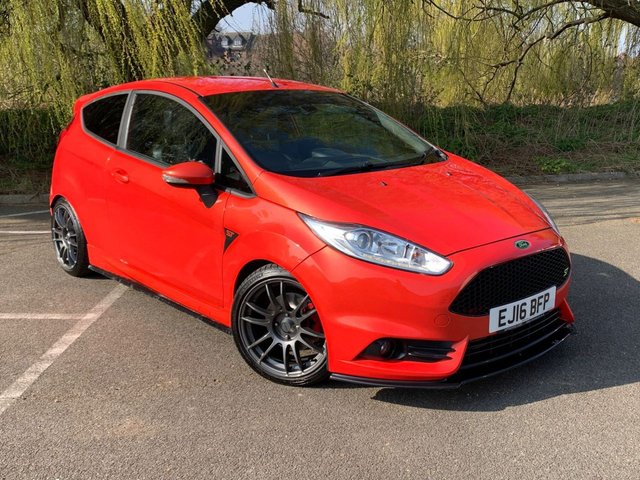 2016 16 Ford Fiesta 1.6 ST-3 3d 180 BHP