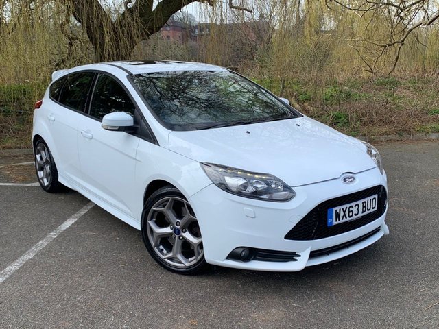 2013 63 Ford Focus 2.0 ST-3 5d 247 BHP